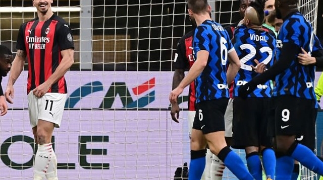 זלאטן איברהימוביץ’ (צילום: MIGUEL MEDINA/AFP via Getty Images)