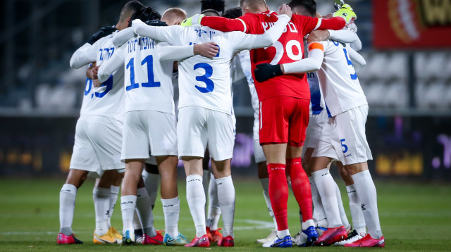 שחקני קריית שמונה (צילום: מאור אלקסלסי)