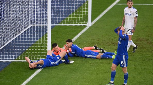 שחקני לסטר מאוכזבים (צילום: Michael Regan/Getty Images)