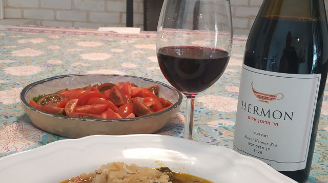 ריבוליטה והר חרמון אדום  (צילום: חיליק גורפינקל )