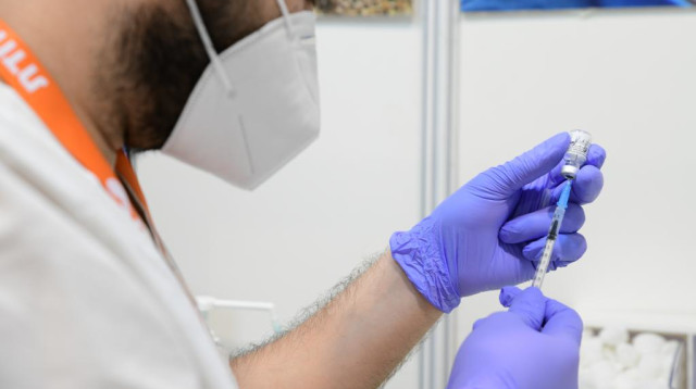 מבצע החיסונים לקורונה התרחב (צילום: אבשלום ששוני)