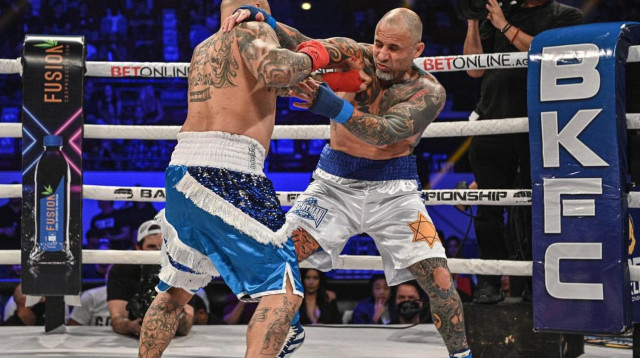 חיים גוזלי נגד מקאליסטר (צילום: ארגון ה-BKFC)