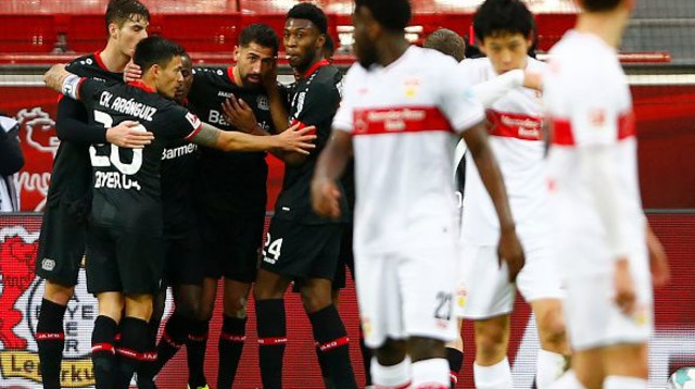 שחקני באייר לברקוזן, קרם דמירביי (צילום: THILO SCHMUELGEN/POOL/AFP via Getty Images)