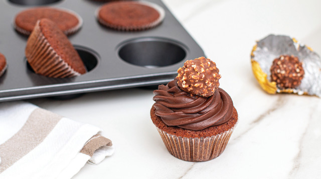 קאפקייק שוקולד (צילום: אלירן ממן באדיבות ישראלי קיטשן)