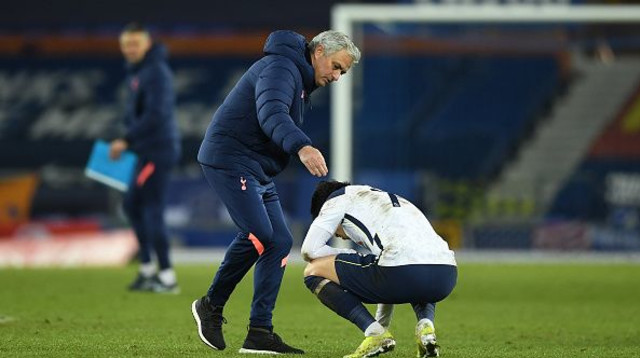 ז’וזה מוריניו, יונג מין סון (צילום: Tottenham Hotspur FC/Tottenham Hotspur FC via Gett)