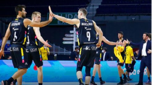 טנריפה חוגגת (צילום: הטוויטר הרשמי של טנריפה)