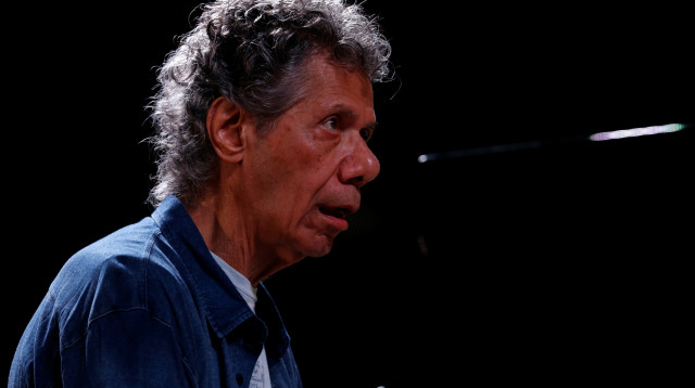 צ'יק קוריאה במהלך הופעה בשנת 2018 (צילום: דארין זאמיט לופי, רויטרס)