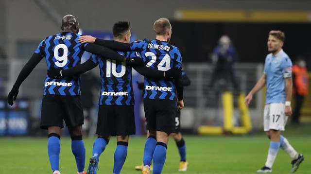 כריסטיאן אריקסן, לאוטרו מרטינס ורומלו לוקאקו (צילום: Jonathan Moscrop/Getty Images)