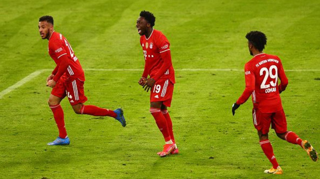 קורנטין טוליסו, אלפונסו דייויס, קינגסלי קומאן (צילום: Adam Pretty/Getty Images)