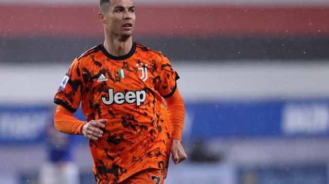 כריסטיאנו רונאלדו (צילום: Sportinfoto/DeFodi Images via Getty Images)