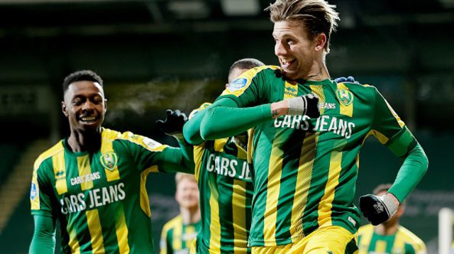 מיכיל קראמר חוגג (צילום: Laurens Lindhout/Soccrates/Getty Images)