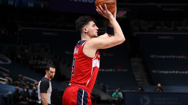 דני אבדיה (צילום: Stephen Gosling/NBAE via Getty Images)