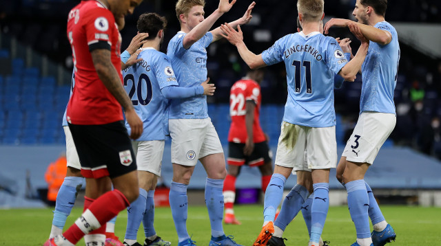 שחקני מנצ’סטר סיטי חוגגים (צילום: Clive Brunskill/Getty Images)