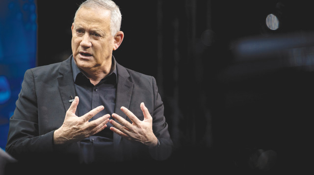 בני גנץ (צילום: יונתן זינדל, פלאש 90)