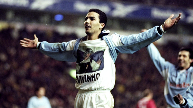 חיים רביבו (צילום: Shaun Botterill /Allsport)