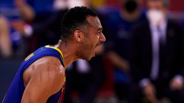 אדאם האנגה חוגג (צילום: Pedro Salado/Quality Sport Images/Getty Images)