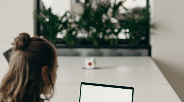 בנייתר אתרים (צילום: pexels)