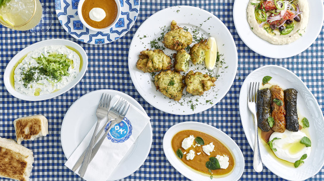 שולחן מזטים של יאסו (צילום: אפיק גבאי)