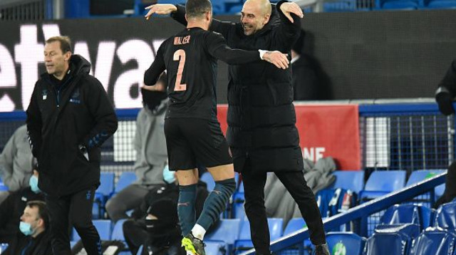 פפ גווארדיולה, קייל ווקר (צילום: Peter Powell - Pool/Getty Images)