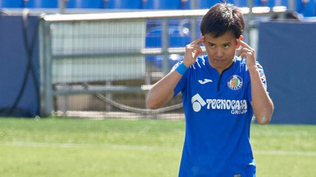 סידר לחברו שער בכורה. טאקפוסה קובו (צילום: NurPhoto / Contributor)