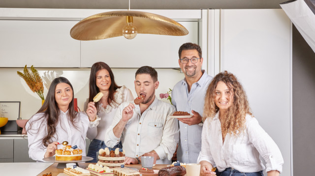 קרן אגם, עופר גל, תומר אומנסקי, שרית נובק, עדי קלינגהופר (צילום: טל סיון ציפורין)