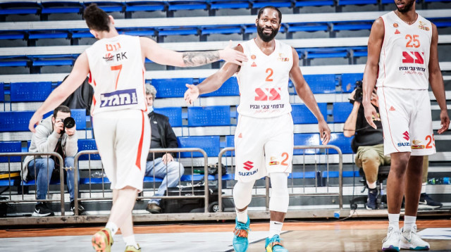 ג'רמי פארגו, גולן גוט, אקיל מיצ'ל (צילום: עודד קרני)