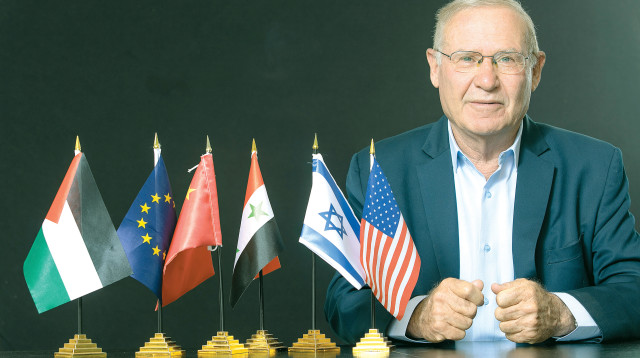 עמוס ידלין (צילום: יוסי אלוני)