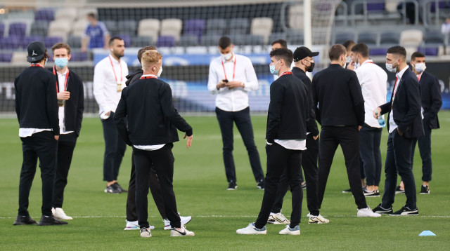 שחקני נבחרת דנמרק (צילום: דני מרון)