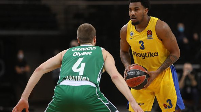כריס ג'ונס (צילום: Alius Koroliovas/Euroleague Basketball via Getty I)