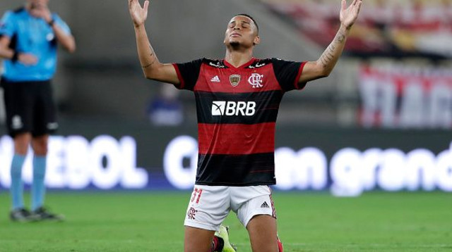 נתן ברנרדו דה סוזה (צילום: Silvia Izquierdo-Pool/Getty Images)