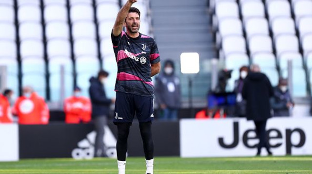 ג'יאנלואיג'י בופון (צילום: Marco Canoniero/LightRocket via Getty Images)