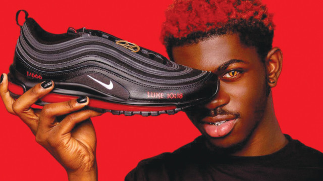 "נעלי השטן" (צילום: MSCHF)