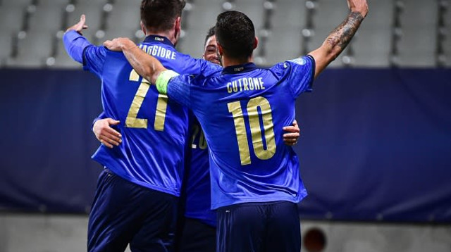 שחקני נבחרת איטליה עד גיל 21 חוגגים (צילום: JURE MAKOVEC/AFP via Getty Images)