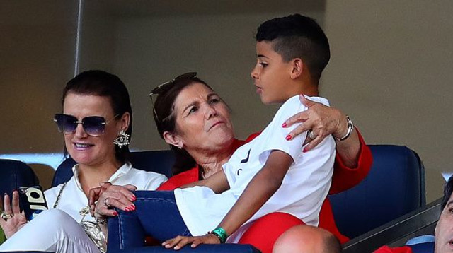 דולורס אביירו, כריסטיאנו רונאלדו ג'וניור (צילום: Chris Brunskill/Fantasista/Getty Images)