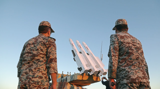 טילים באיראן (צילום: רויטרס)