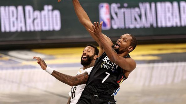 קווין דוראנט (צילום: Elsa/Getty Images)