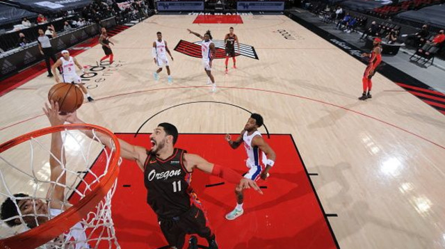 אנס קאנטר (צילום: Abbie Parr/Getty Images)