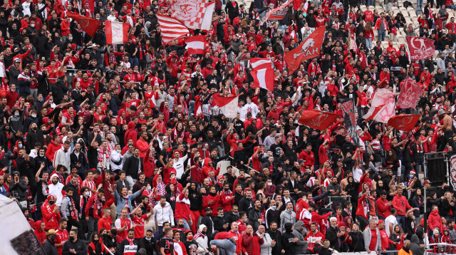 אוהדי הפועל תל אביב (צילום: דני מרון)