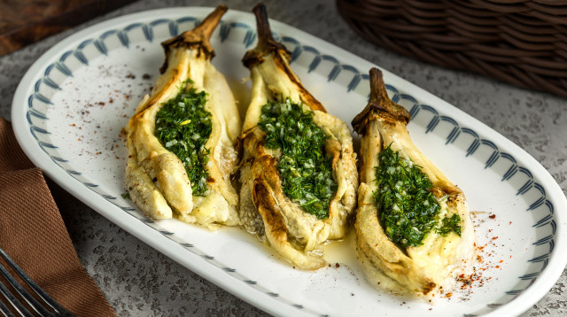 ליבת חציל עם בשר וירוקים (צילום: FREEPIK)