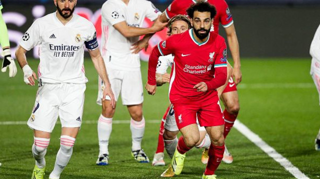 מוחמד סלאח, קארים בנזמה, לוקה מודריץ' (צילום: David S. Bustamante/Soccrates/Getty Images)