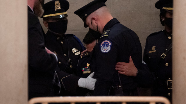 משטרה אמריקאית (צילום: Tom Williams/Pool via REUTERS)