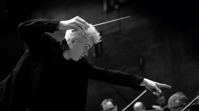 דן אטינגר (צילום: Luca_Frohlingsdorf)