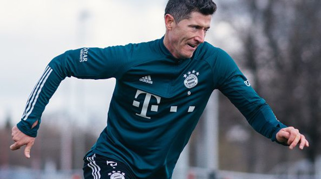 רוברט לבנדובסקי (צילום: M. Donato/FC Bayern via Getty Images)