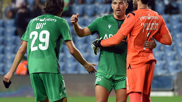 מתן זלמנוביץ', אביב סולומון, יהושע שטרמלינג (צילום: ברני ארדוב)