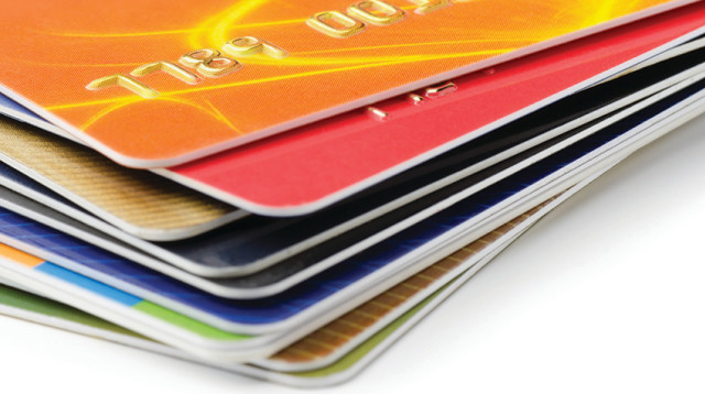 כרטיסי אשראי (צילום: אינג אימג')