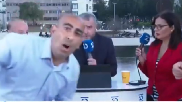 ברק כהן מתפרץ לשידור של ערוץ 20 (צילום: מתוך ערוץ 20)