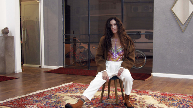 לילך פנינה ליבנה בגלריה לתערוכות פרפורמטיביות  (צילום: טל מיכאל הרינג)