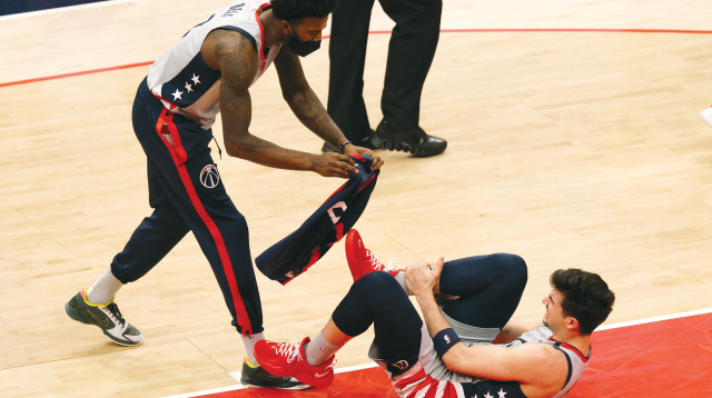 דני אבדיה נפצע (צילום: רויטרס)