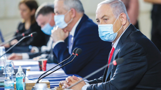 נתניהו וגנץ (צילום: מרק ישראל סלם)