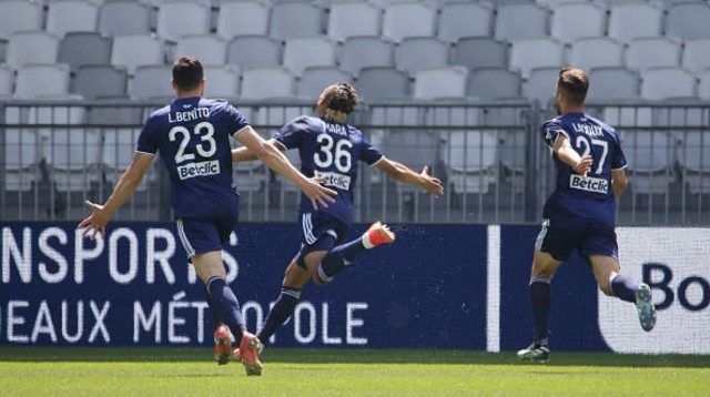 שחקני בורדו חוגגים (צילום: THIBAUD MORITZ/MORITZ/AFP via Getty Images)